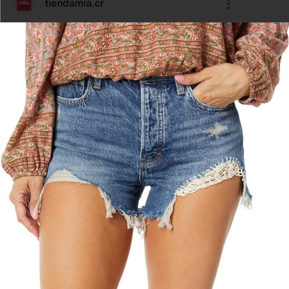 Lucky Brand Est.1990 Blue Jean Shorts with Lace Detail - Picture 1 of 11
